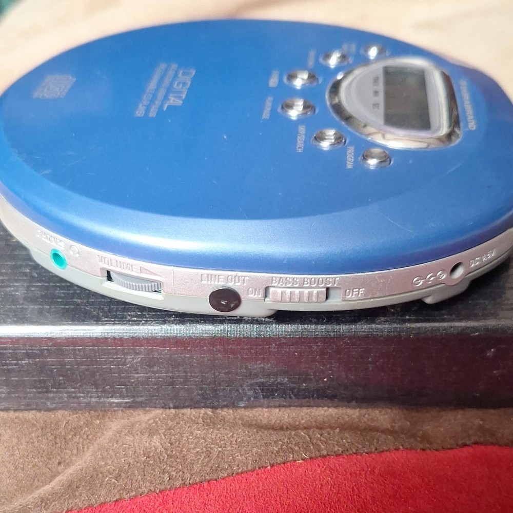 Durabrand CD-85 Programmable CD Player Blue Bass Boost ESP Anti-Skip LCD