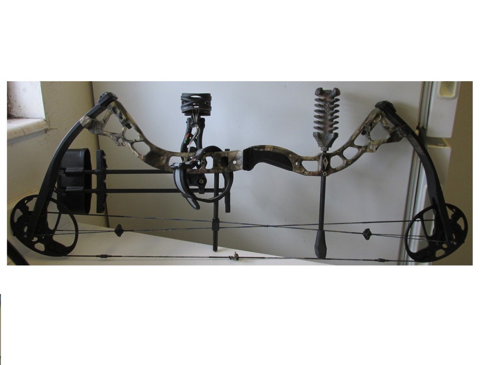 Diamond Infinite Edge Pro Compound Bow Left-Handed