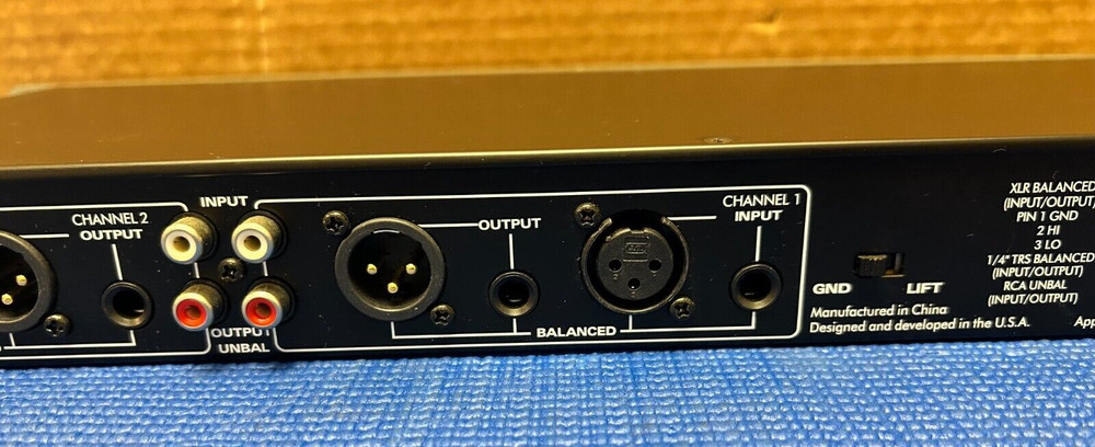 APPLIED RESEARCH AND TECHNOLOGY MODEL 441 EQUALIZER