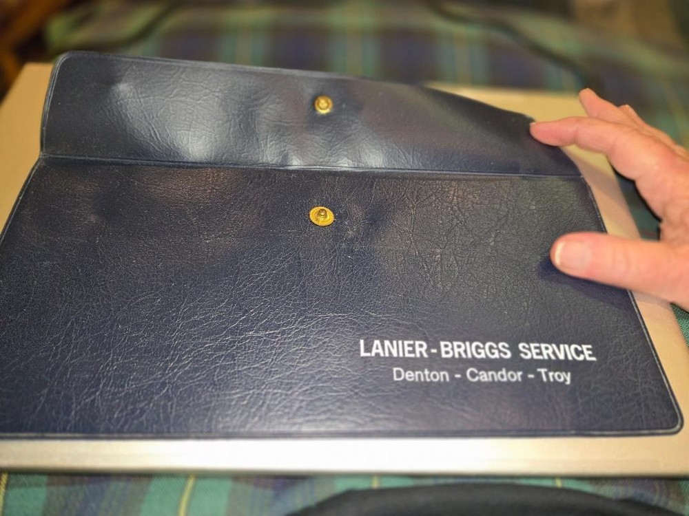 Lanier-Biriggs Service vinyl document envelope