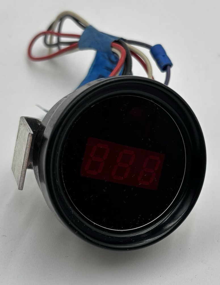 Bundle of Vintage Vehicle Electronics