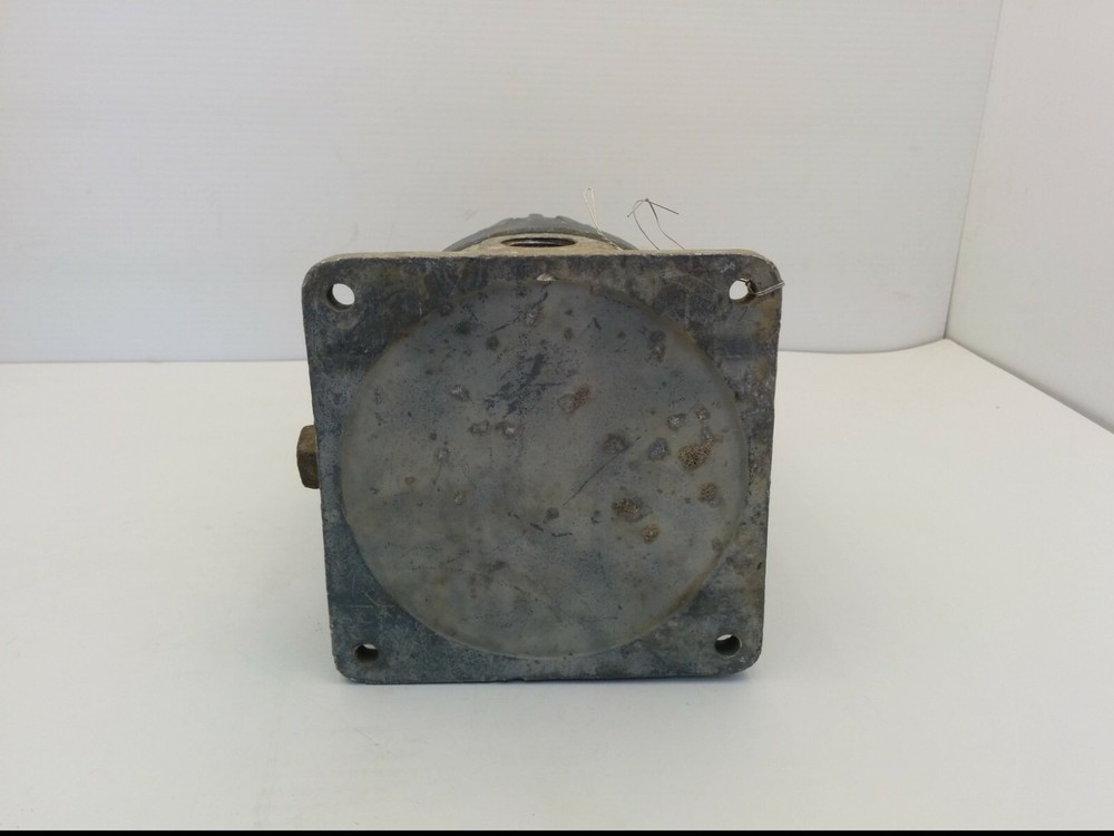 FOXBORO MODEL E93-AJXXUSU1 TEMPERATURE TRANSMITTER, 350-600F TYPE J, 30V DC