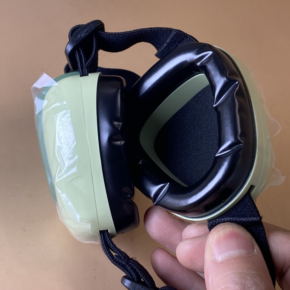 S size Dog Earmuffs for Hearing Protection /Ear Muffs for Firework/Range + Case
