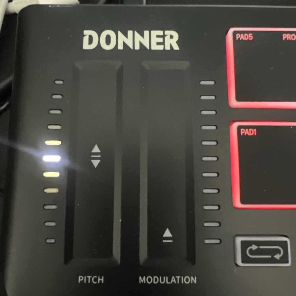 Donner DMK-25 PRO MIDI Keyboard Controller