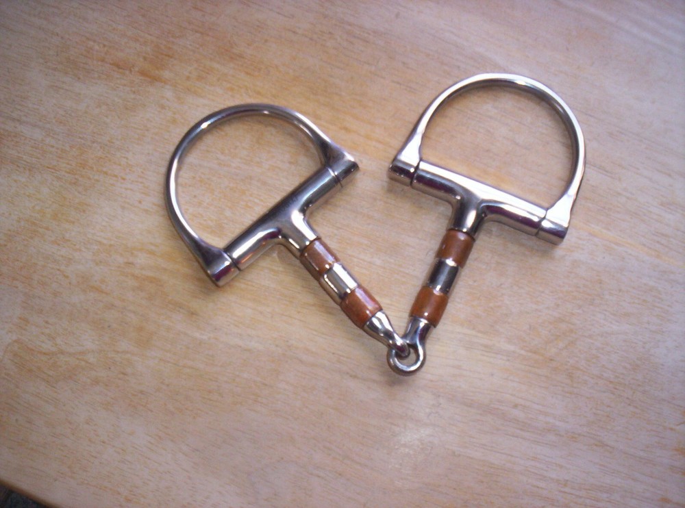 Used Coronet SS Dee Ring Snaffle Bit 5 1/2" Mouth w/ Copper & SS Rollers