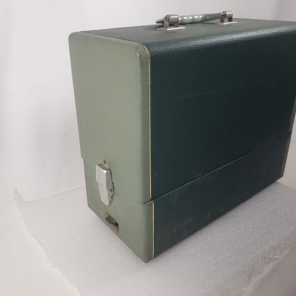 Vintage Argus 300 Automatic 35mm Projector Green w case