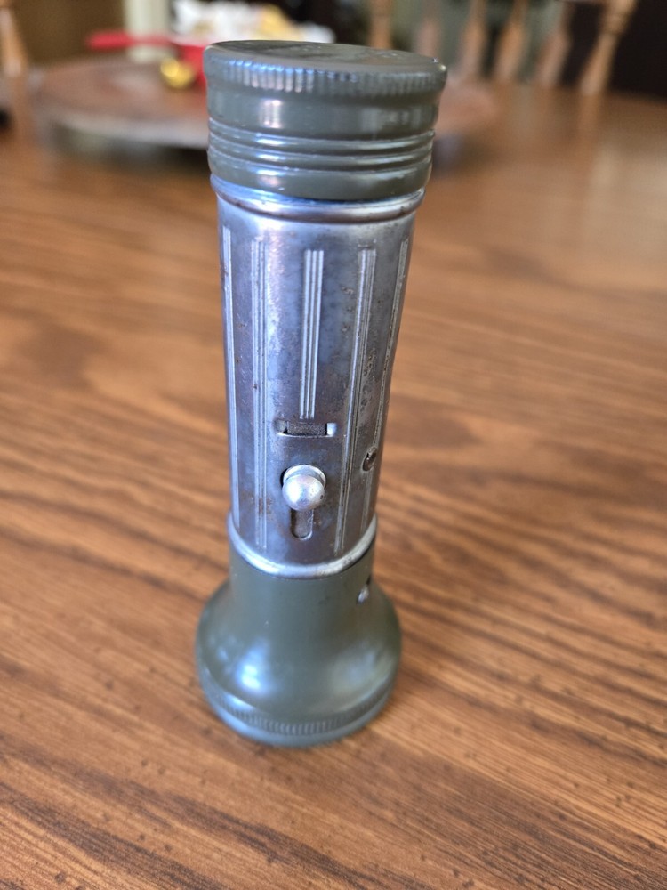 WW2 German PERTRIX 505 Small Pocket Flash Light 1940's
