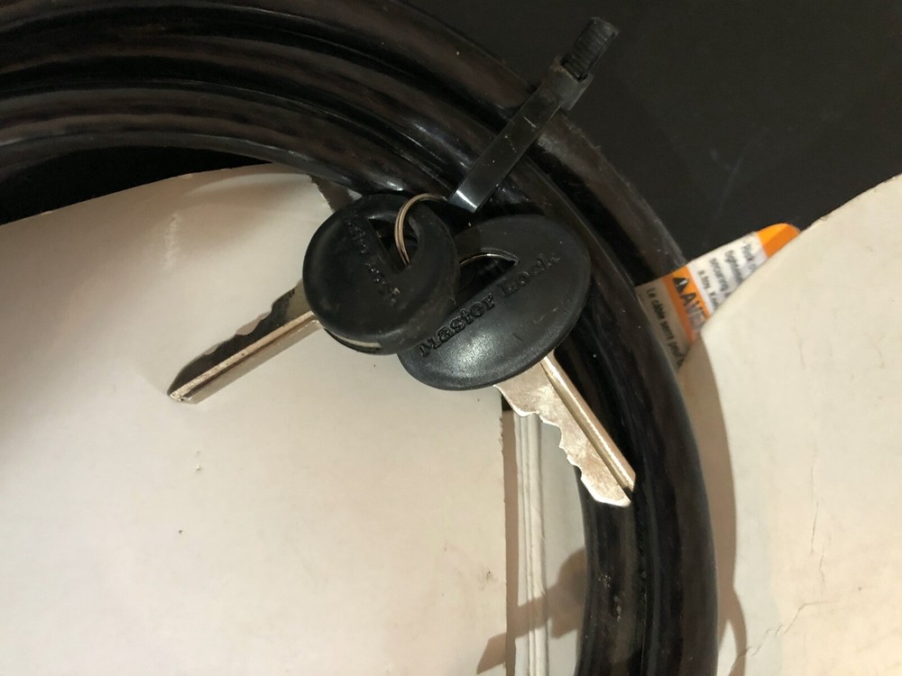 Master Lock 8413DPF 6' Python™ Adjustable Locking Cable NEW