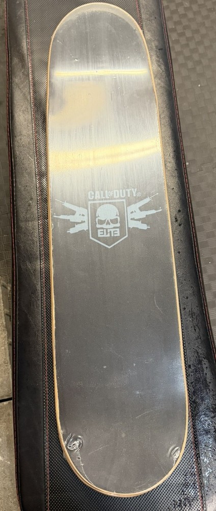 CALL OF DUTY SKATEBOARD DECK STILL IN WRAPPER 31" x 7.75"