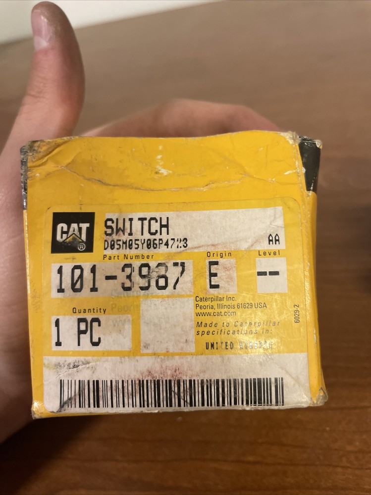 CATERPILLAR 101-3987 IGNITION SWITCH