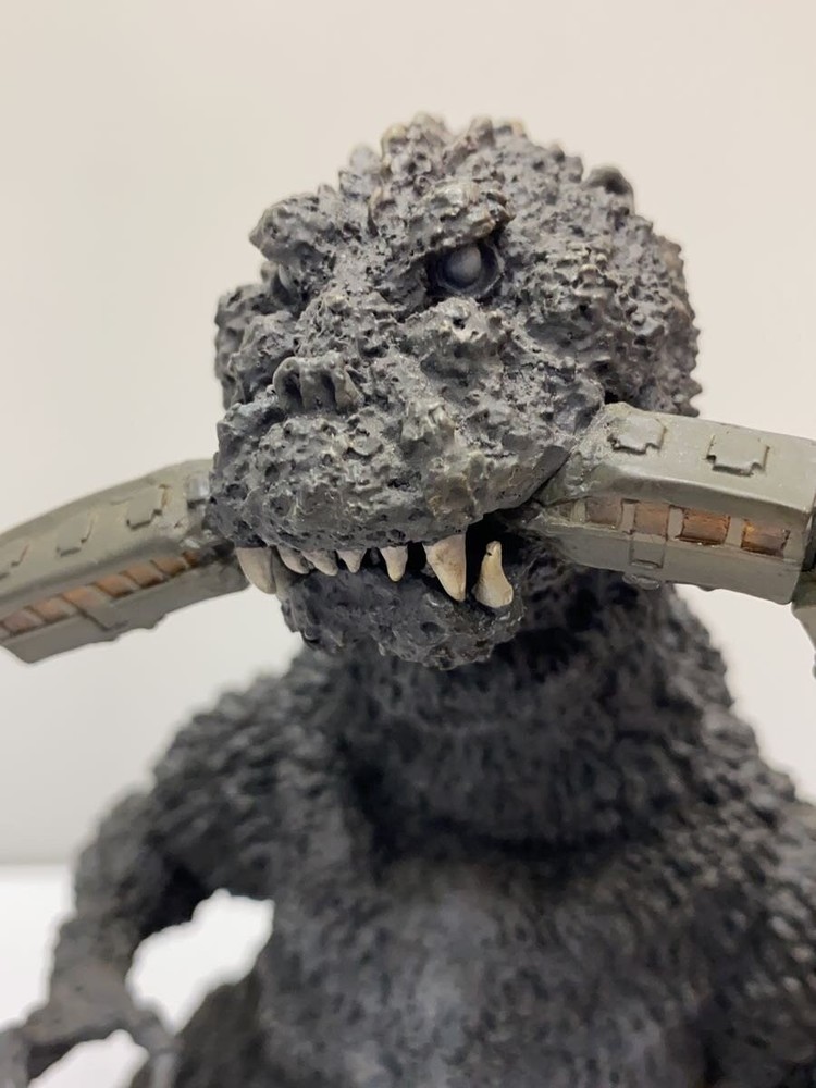 X PLUS Figure