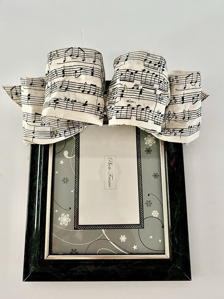 HANDMADE 5x7 PAPER MACHE 🎀 BOW MUSICAL 🎼NOTE 🎼 PICTURE FRAME