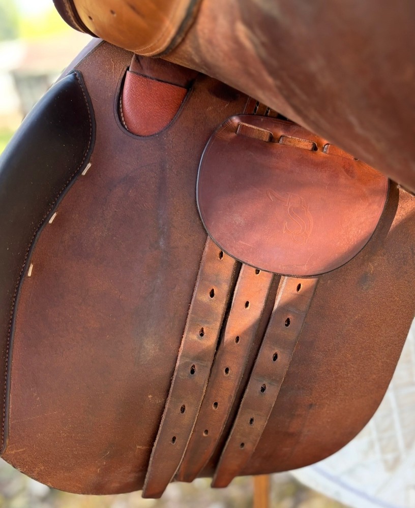 Stackhouse english jump saddle 18.5" MW