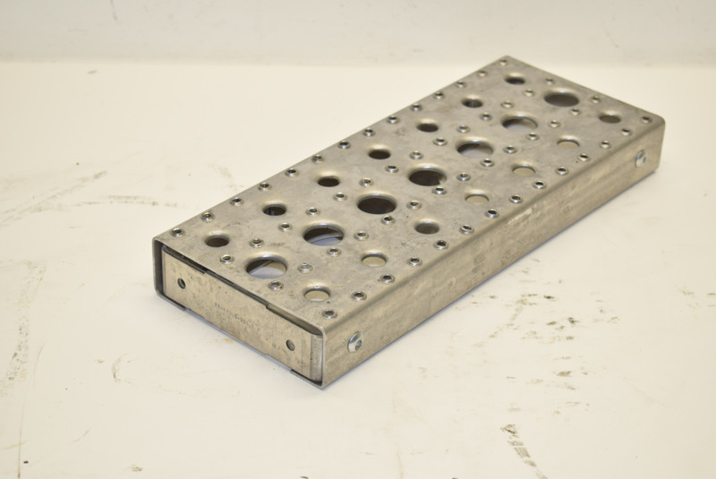 Freightliner Step A22-67062-035 (723-10345)