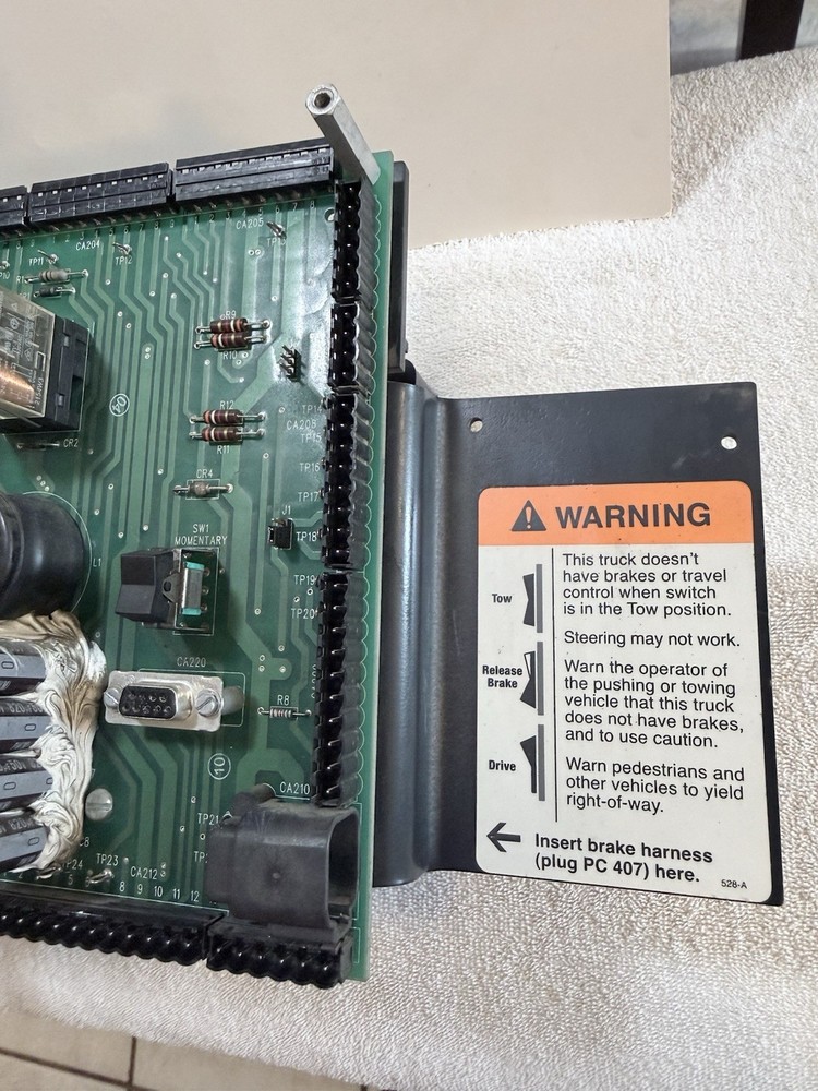 Crown Disturbution Panel P/N: AC2017020008