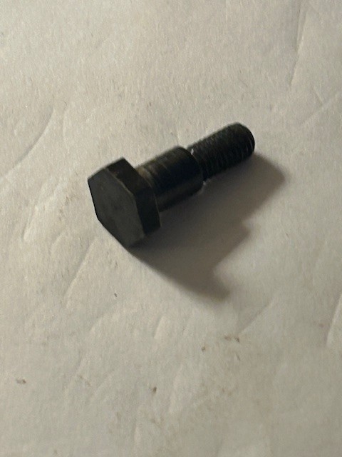 546696 Stud
