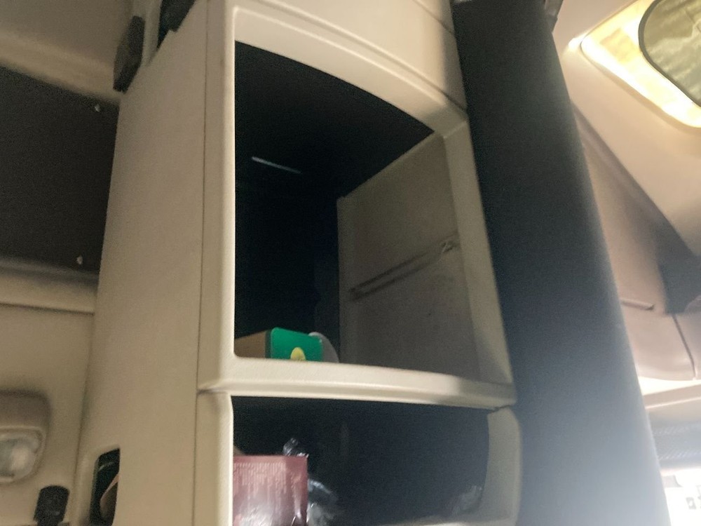 Volvo VNL Left/Driver Sleeper Cabinet - Used