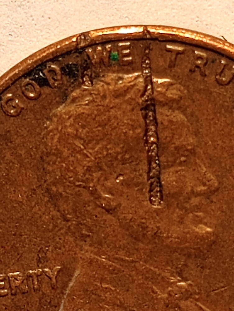 1976 LINCOLN CENT With A Struck Through Error On Obverse And Reverse.