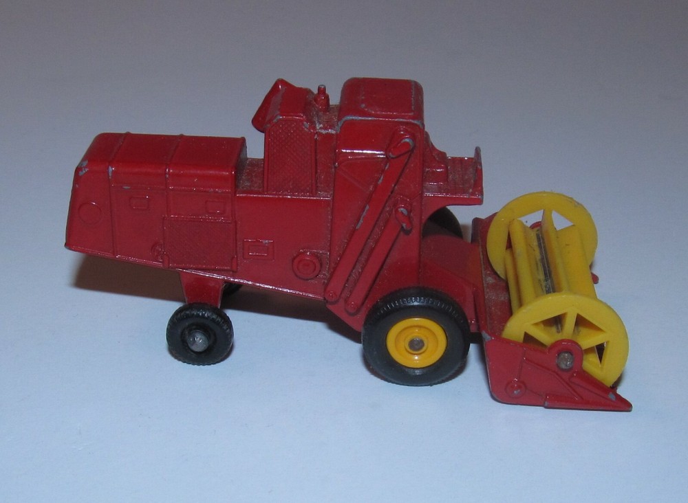Matchbox Lesney Class Combine Harvester No. 65