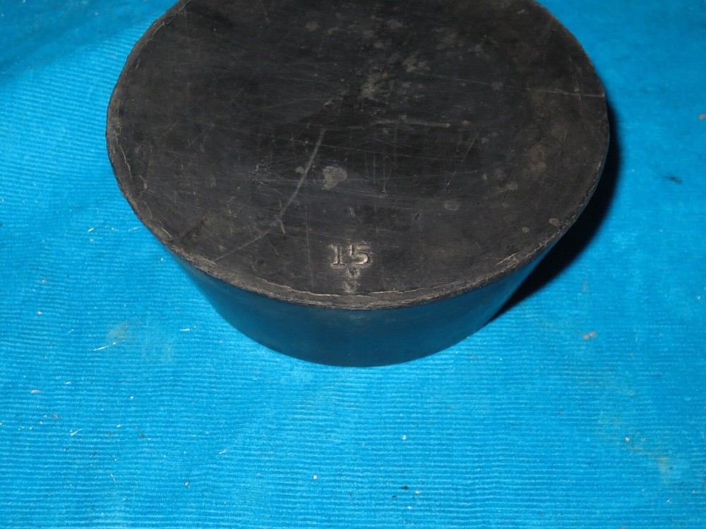 One (1) #15 Black Rubber Stopper