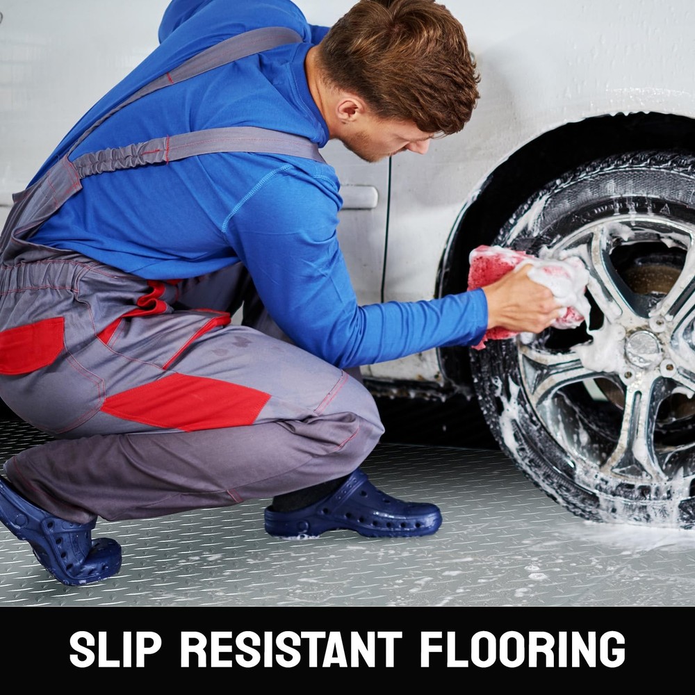 7.5x17英尺加厚钻石板PVC车库脚垫汽车用