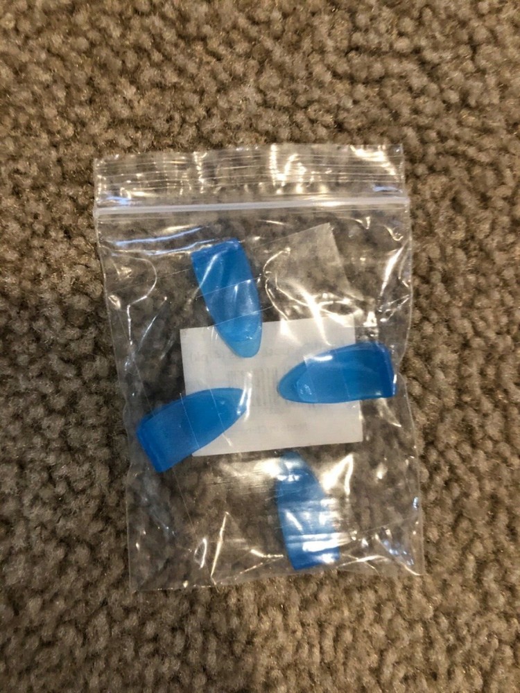 New in Packaging Creative Memories Multi-Purpose Clips (4/pk)