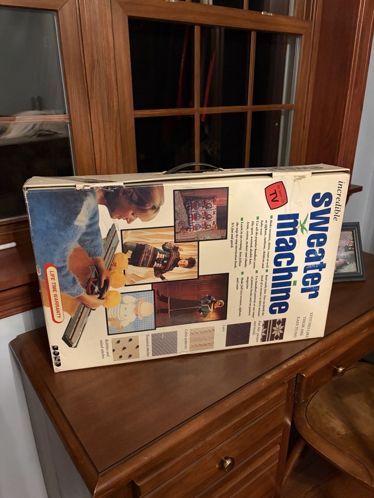 Bond Incredible Sweater Machine Knitting Machine - Black