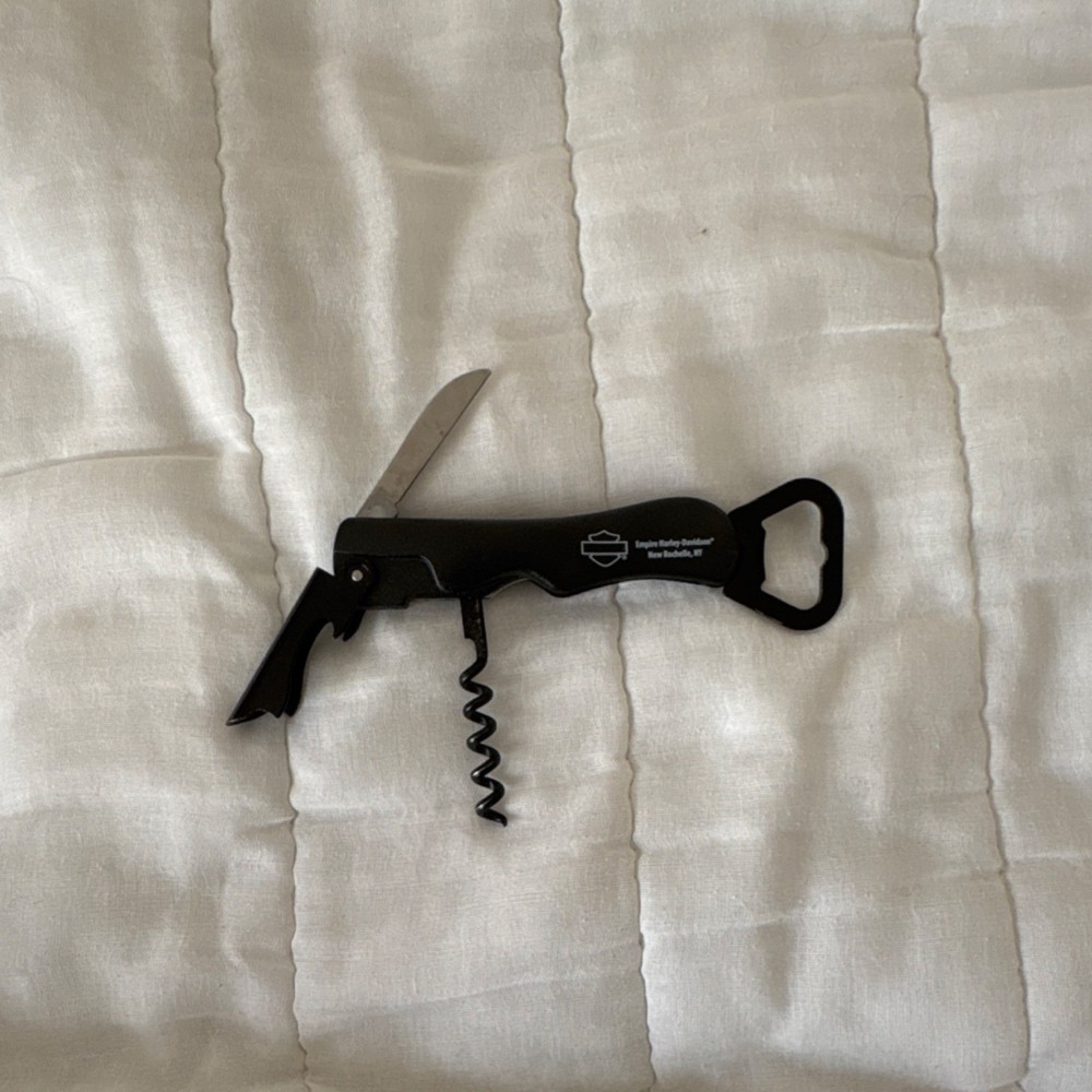 Black Metal Multi-Function Corkscrew Bottle Opener with Foil Cutter