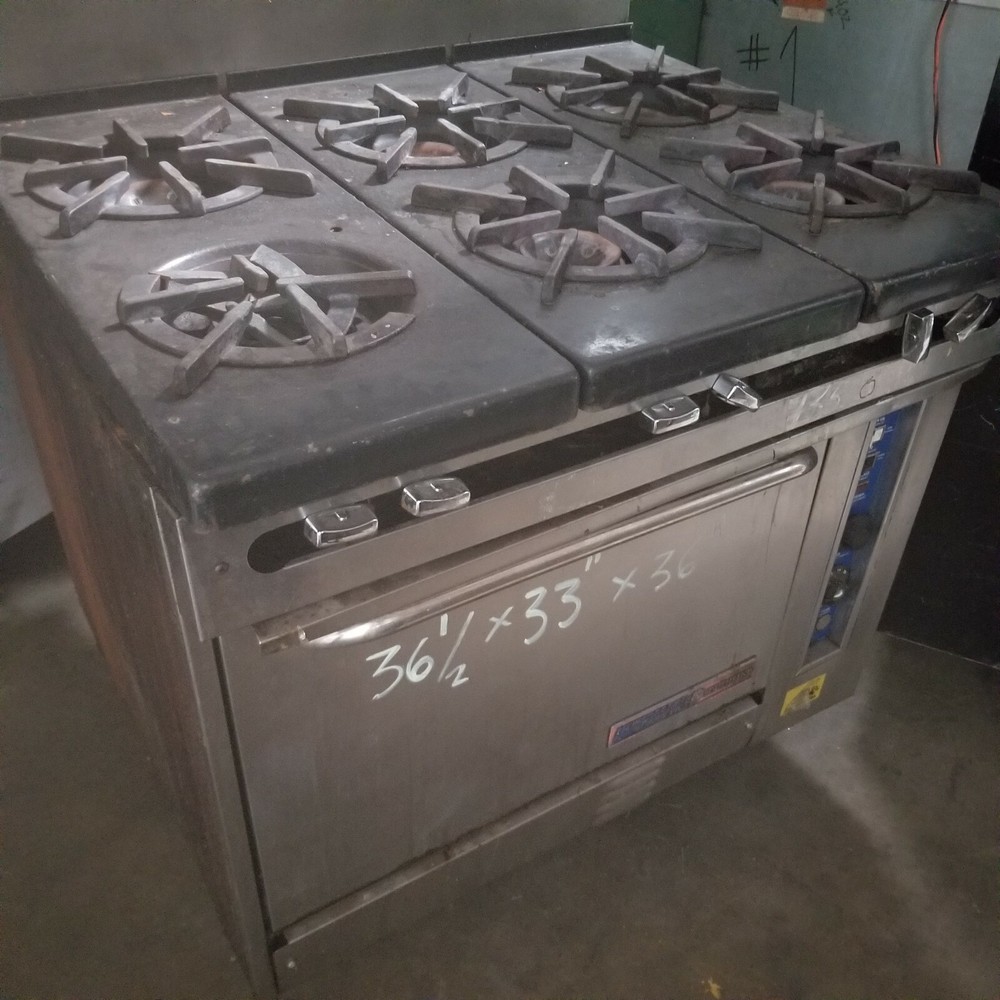 COMMERCIAL RANGE AND CONVENTIONAL OVEN