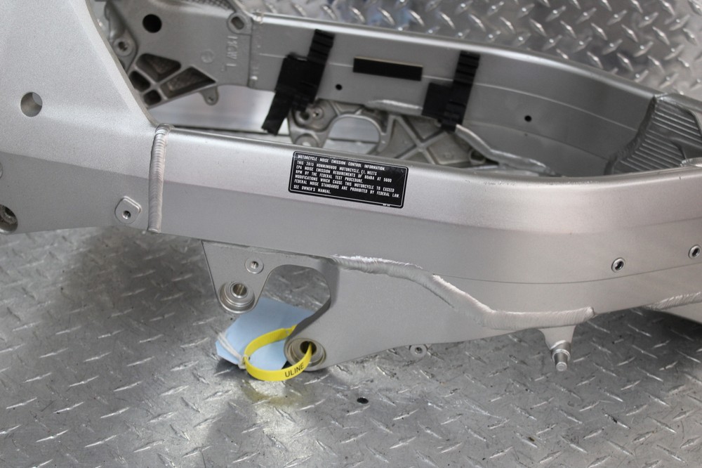 2015 HONDA INTERCEPTOR 800 VFR800 FRAME CHASSIS SLVG (S)