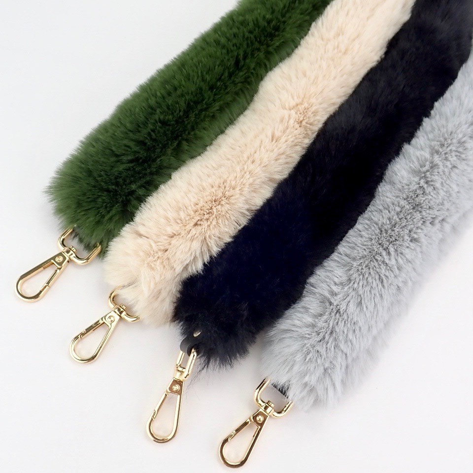 Fur Handle (Light Gray) - Cotton Raffia
