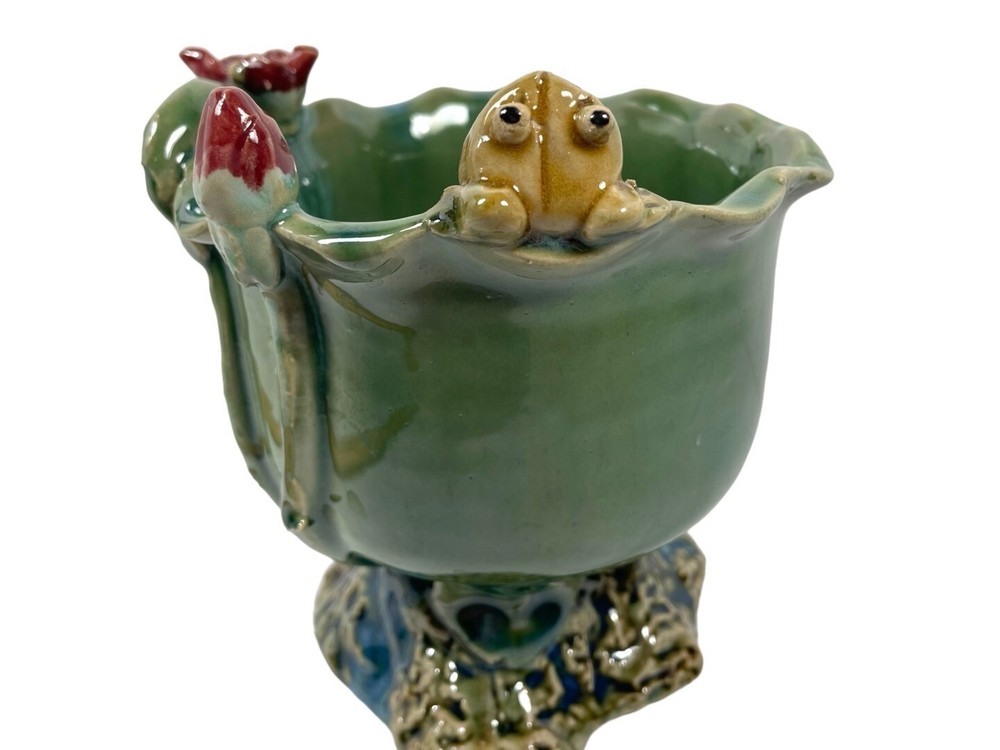 Barbotine Majolica Pottery Planter Applied Frog Flowers