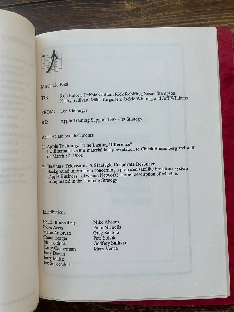 Apple Confidential 1988-89 Training Strategy Binder – Rare Internal Document
