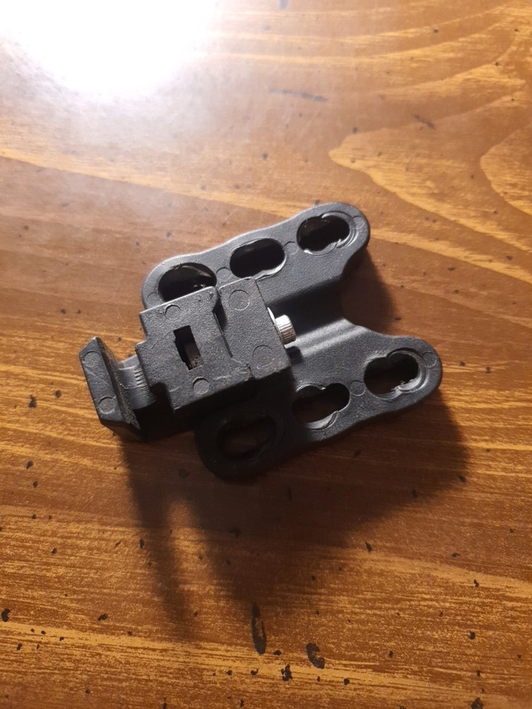 Octane Quiver Bracket