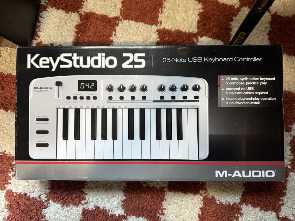 M-Audio KeyStudio 25 USB Keyboard MIDI Controller USB MIDI Controller
