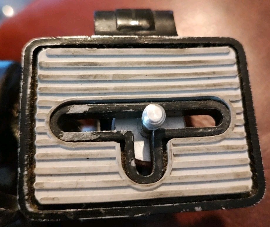 Lentar 3 Section Elevating Tripod Model No. TD-7