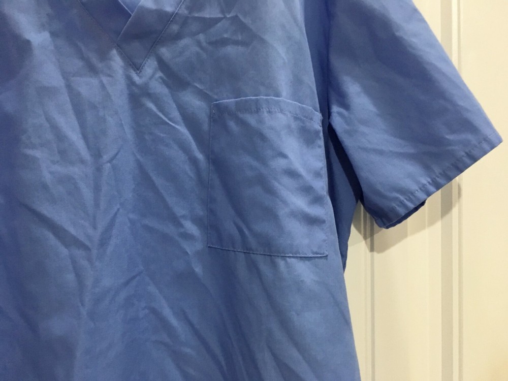 SCRUB TOP - SHORT SLEEVE - V NECK - BLUE - MEDIUM