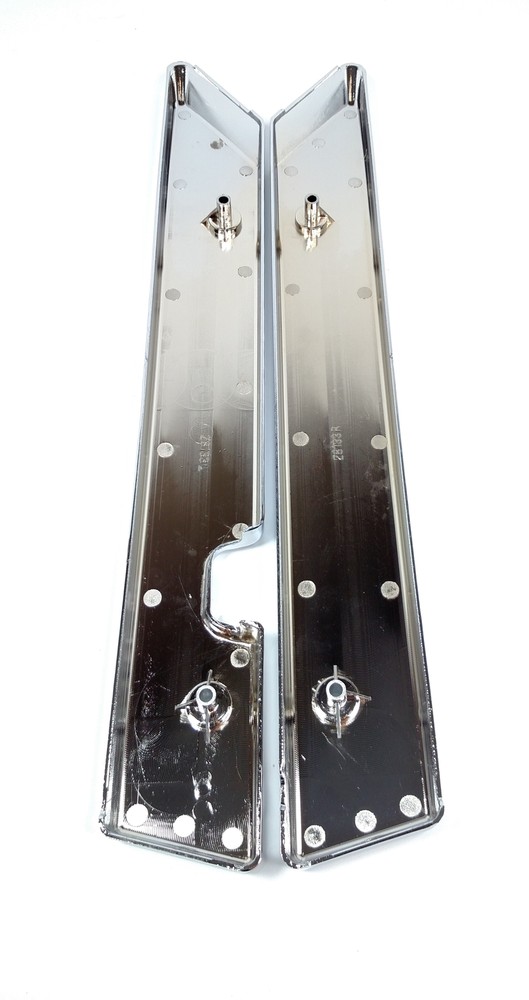 Pair Chrome Side Window Posts for Freightliner FLD & Classic