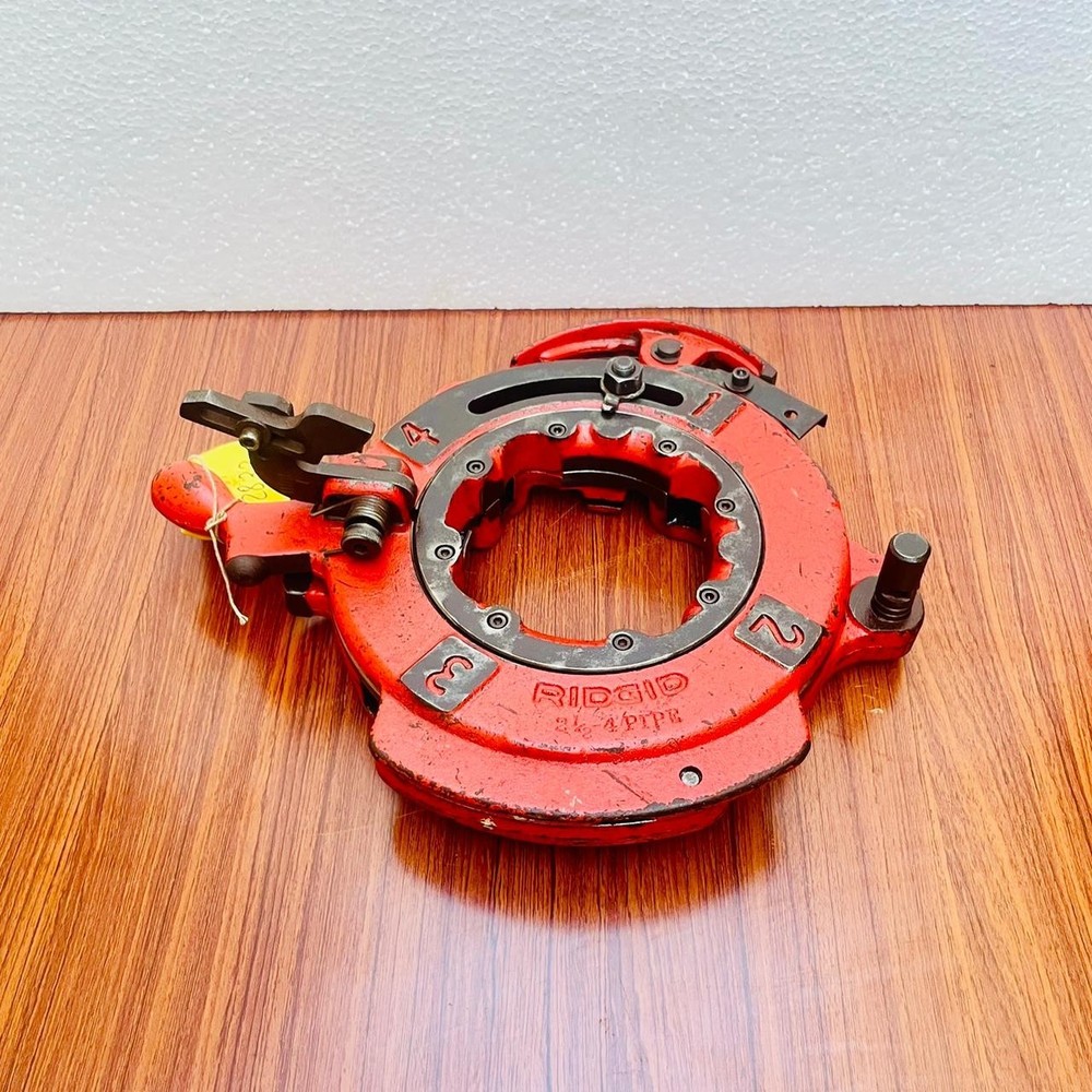 Ridgid Receding Die Head Pipe Threader/Threading Machine 2-½"-4" BSPT #11