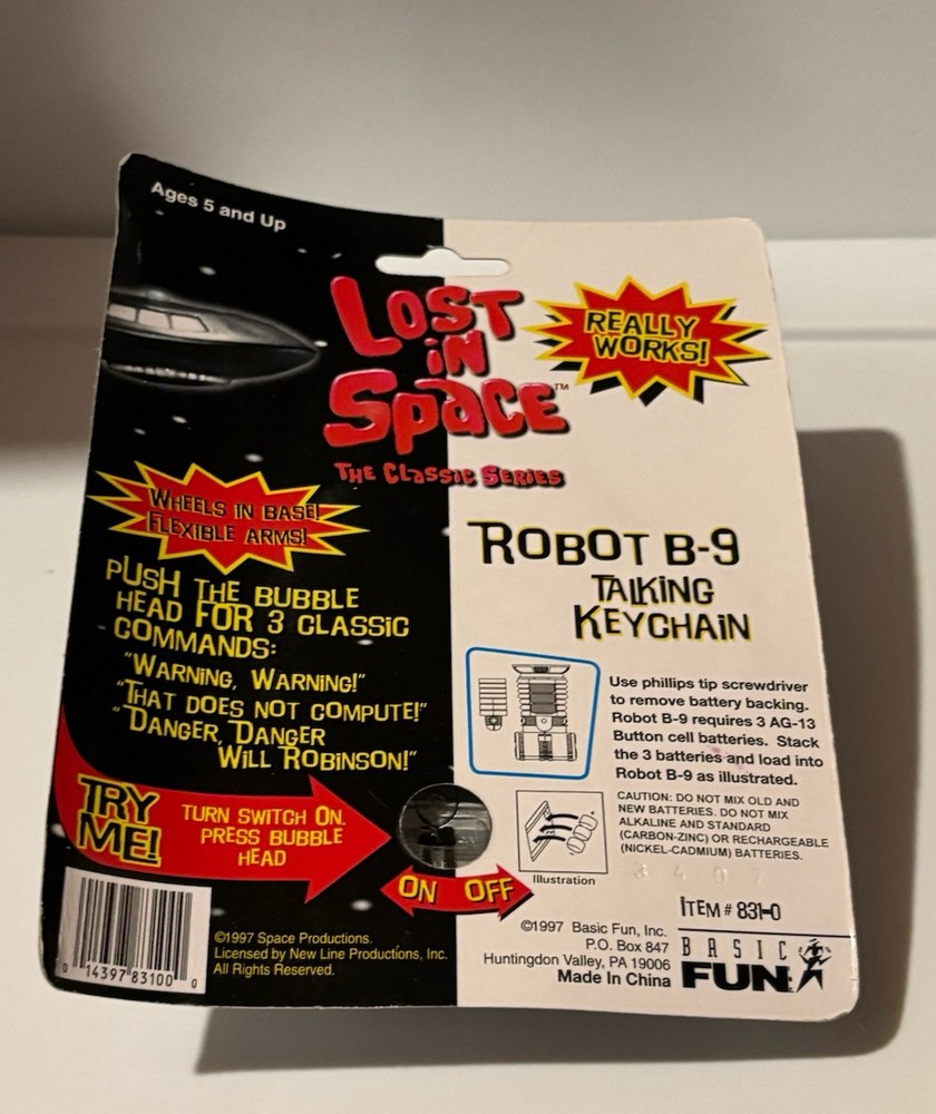 Lost in Space Robot B-9 Keychain 1997 Basic Fun