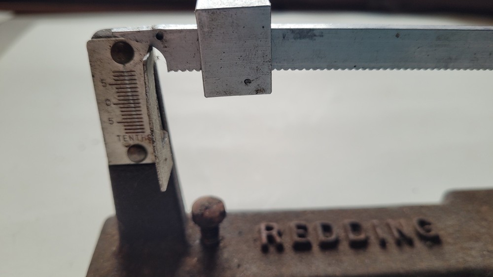 Vintage 1950s Redding Powder Scale