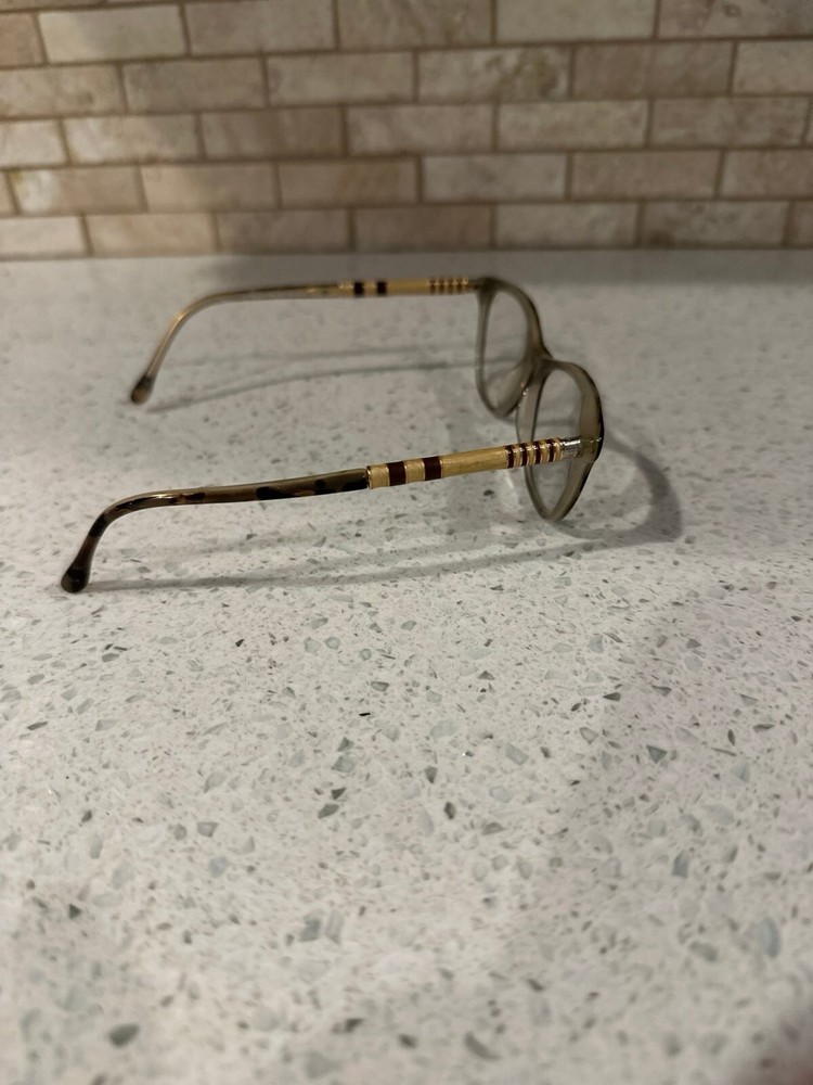 Lilly Pulitzer women’s glasses