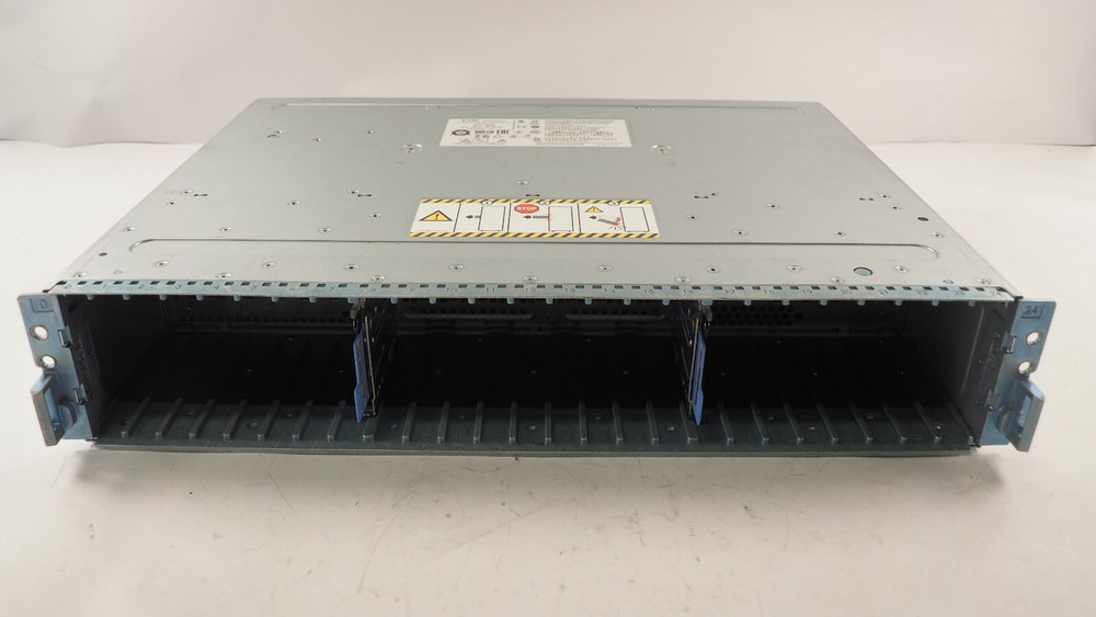 EMC Corporation SAE Disk Storage Array with 24 Bays ( no hard drives inside)