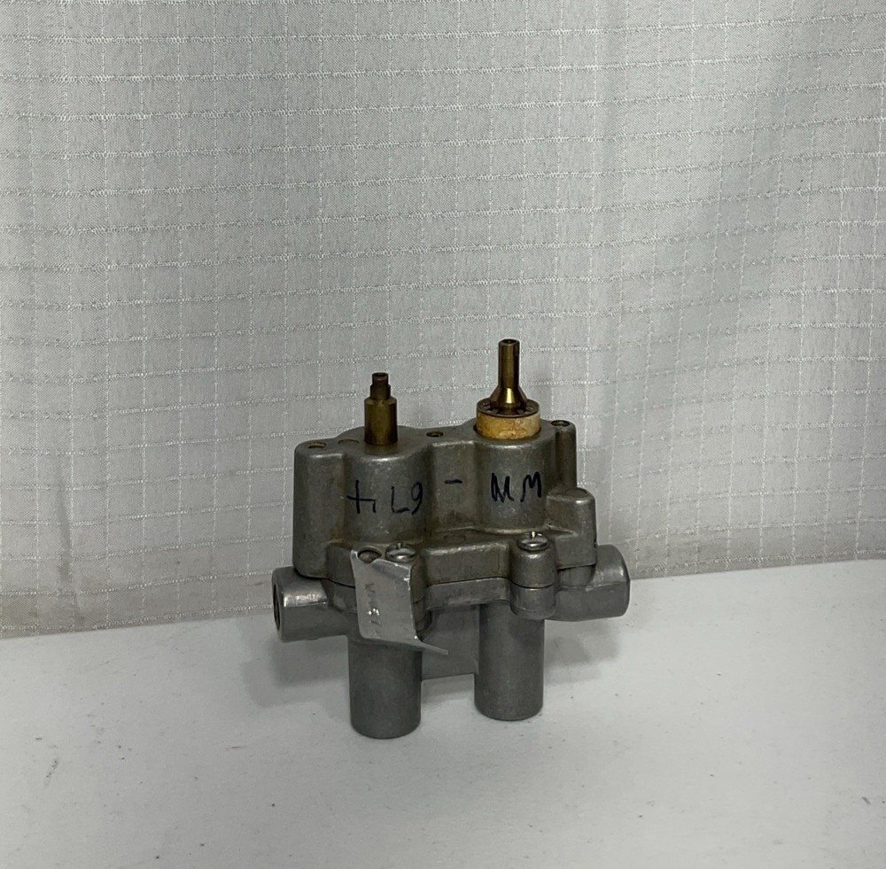 WM-674 Dual Function Parking Brake