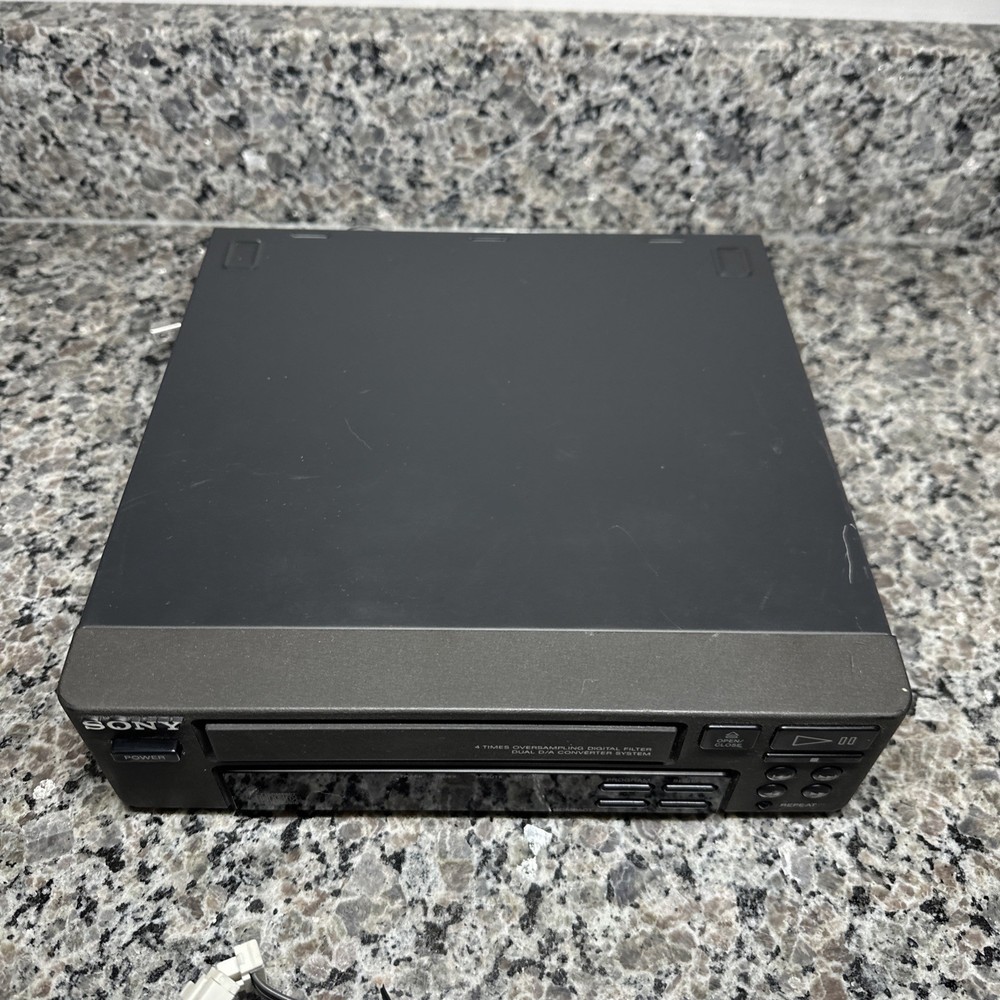 Sony Compact Disc Player CDP-S207 Tested & Working