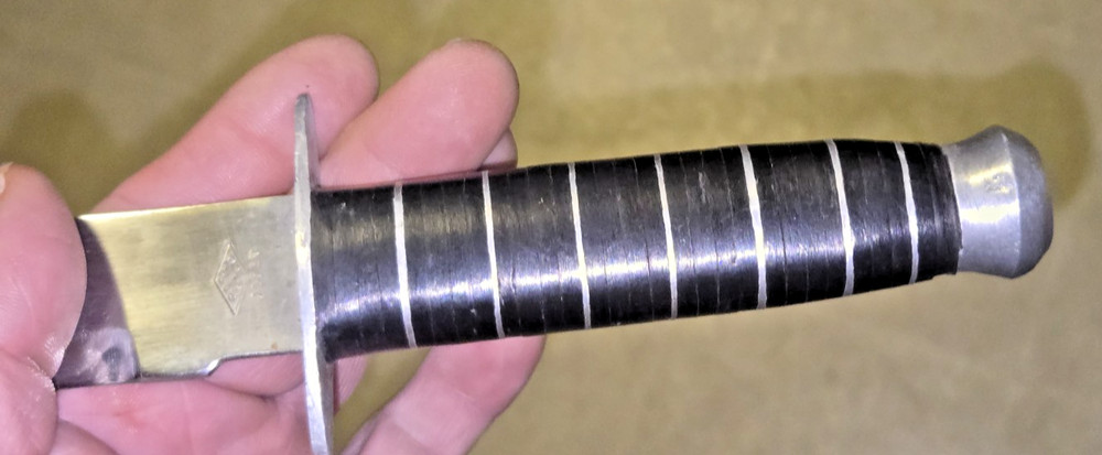 Vintage Fixed Blade Sheriffs Knife Japan with Sheath