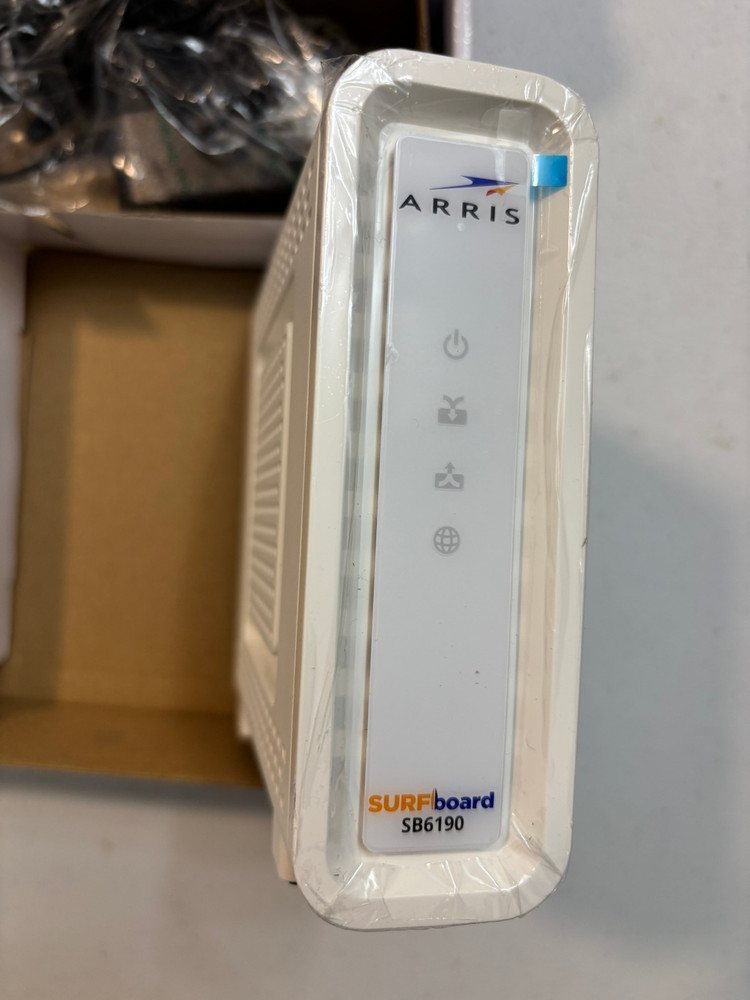 ARRIS SURFboard DOCSIS 3.0 Cable Modem SB6190  Open Box