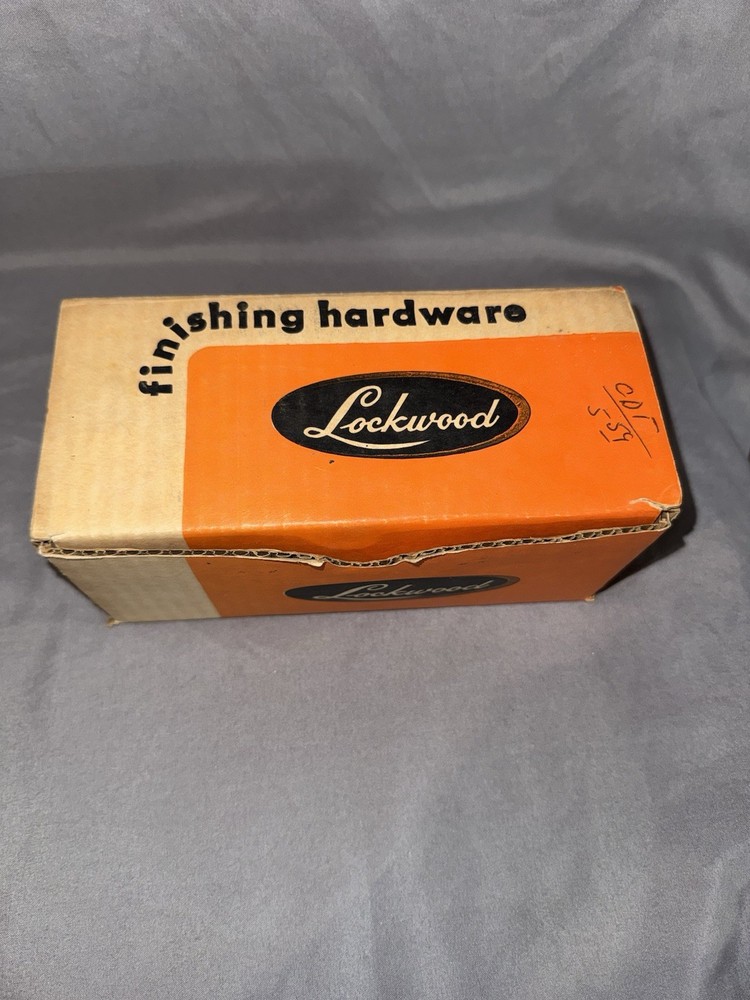 Lockwood Madison Bathroom Lock Set In Box