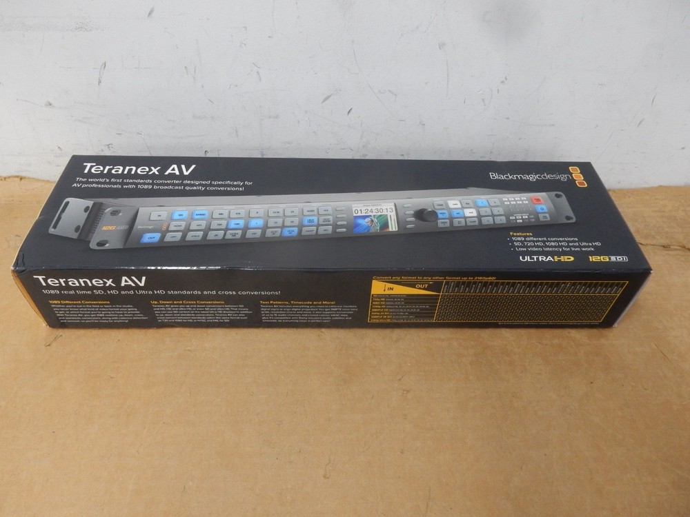 New BLACKMAGIC TERANEX AV Standard Converter