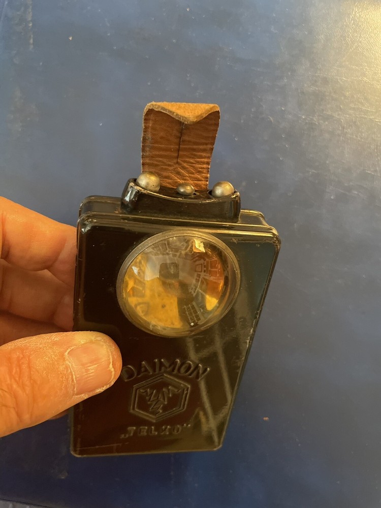 WW2 Original German Daimon flashlight mint condition with battery.